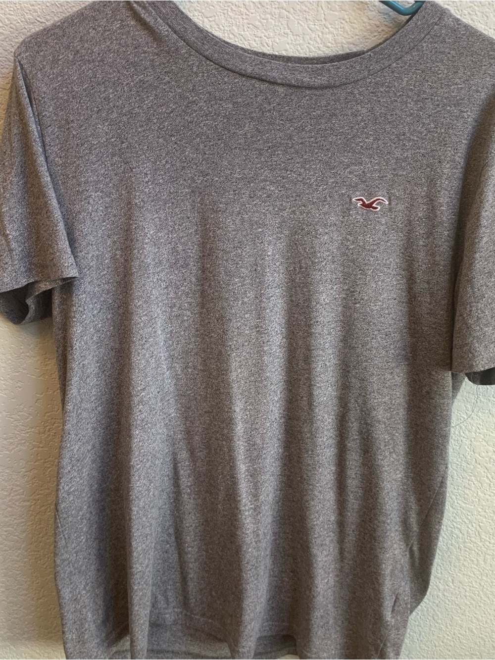 Hollister Men's Heather Gray Short Sleeve Logo Tee